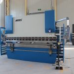 me sistemin E200 Wc67 frena hidraulike e shtypit