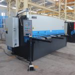 hidraulike pjatë metalike lëkundëse rreze qethje makine