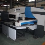 trumpf style cnc frëngji grusht shtyp automatik vrimë çmim punching machine